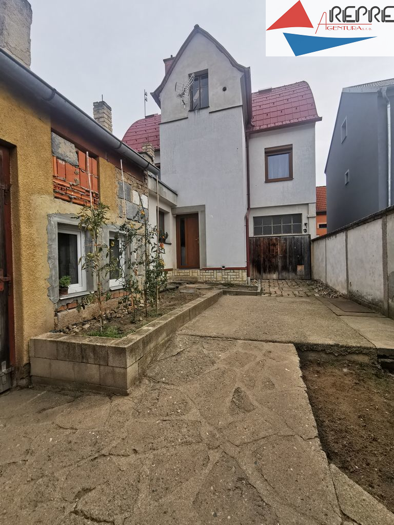 Velké Žernoseky - prodej rodinného domu - obrázek č.26